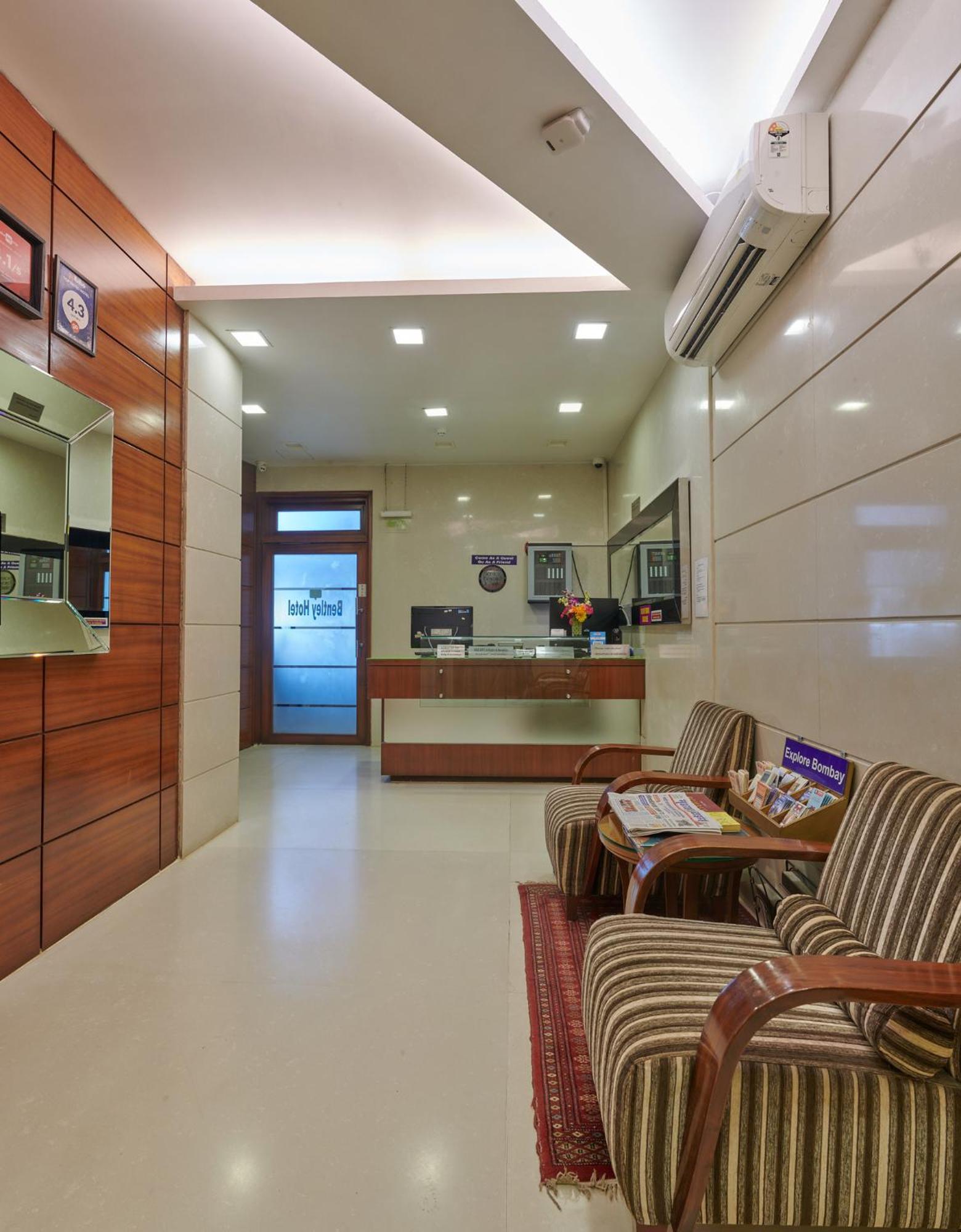 Bentley Hotel Marine Drive Bombay Exterior foto